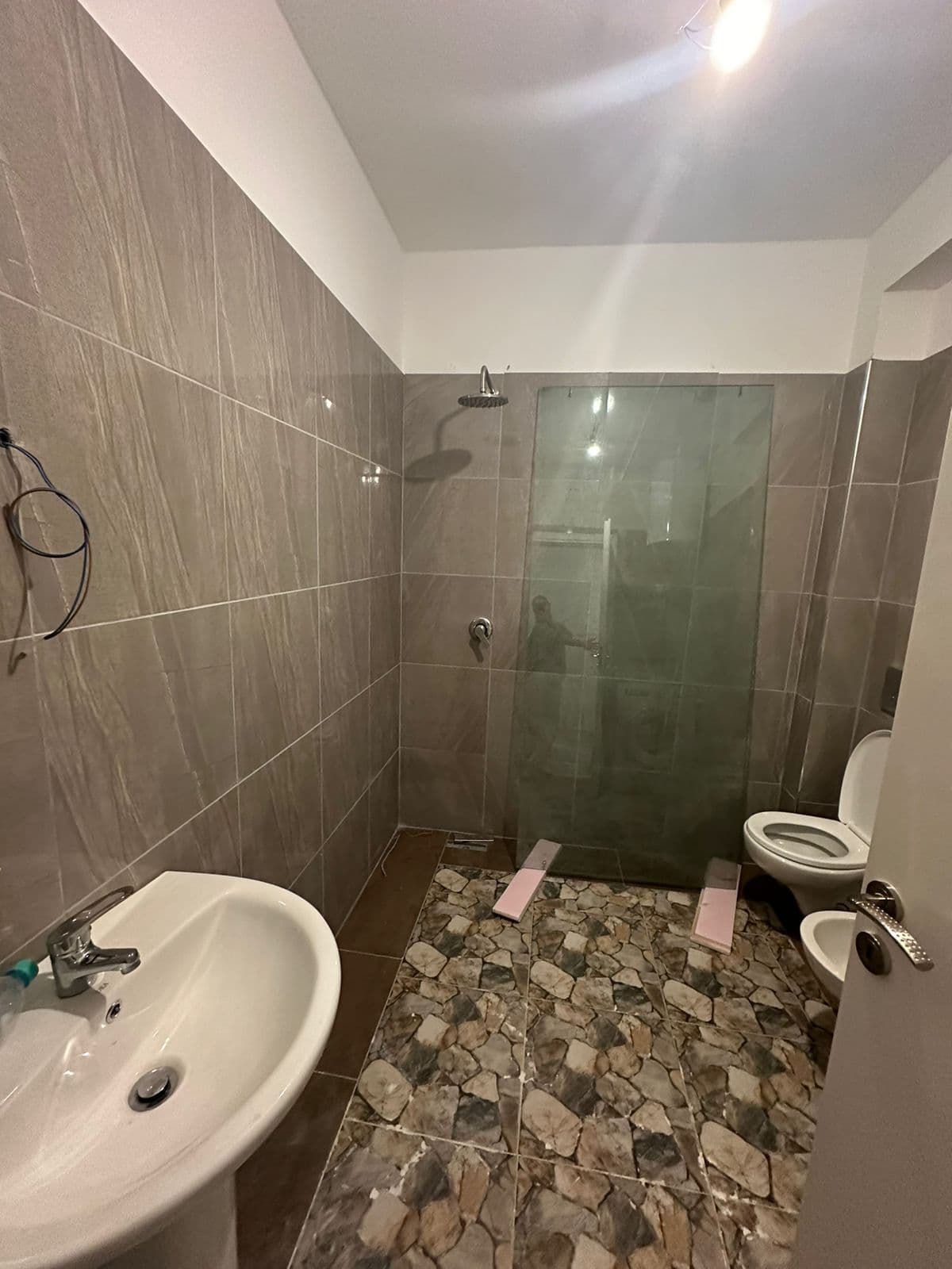 Apartament 1+1 në shitje në Linze, Tiranë - 108000€ | 90 m² 4