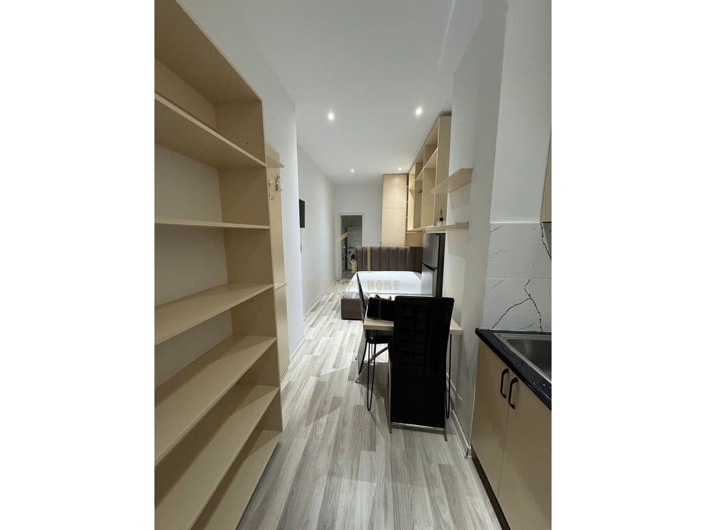 Garsoniere Me Qira në Rruga Barrikadave, Tiranë - 450€ | 35 m²