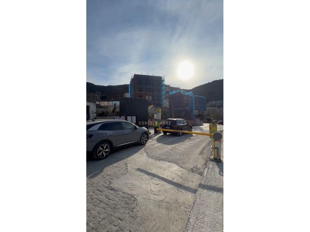Shitet Apartament 2+1+2 tek Kodra e Diellit 2