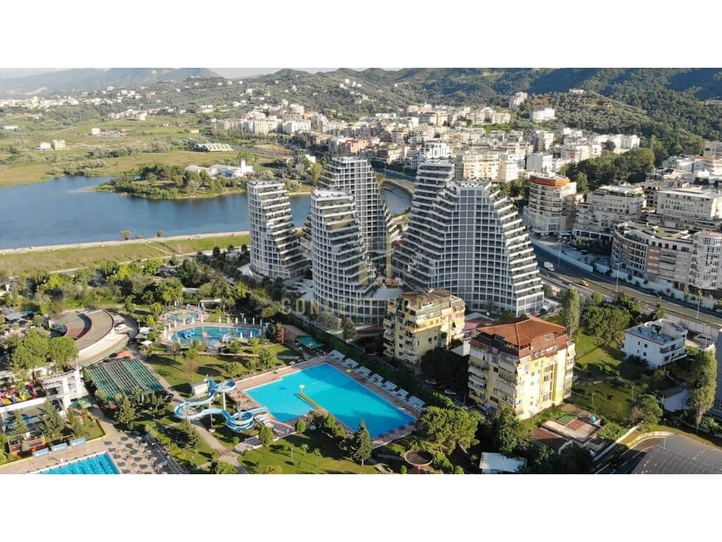 Shitet apartament 3+1+2 tek Liqeni Artificial / 646.360 euro