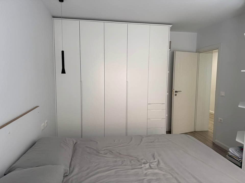 Jepet me qera apartament 2+1 ne Bllok 4