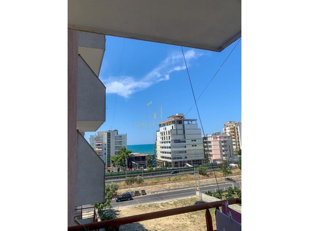 Shitet Apartament 2+1 Tek Shkembi i Kavajes