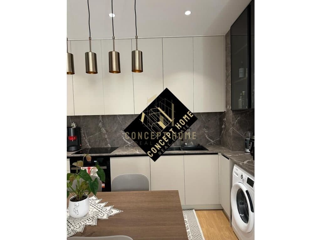 Apartament 2+1 , Liqeni thate