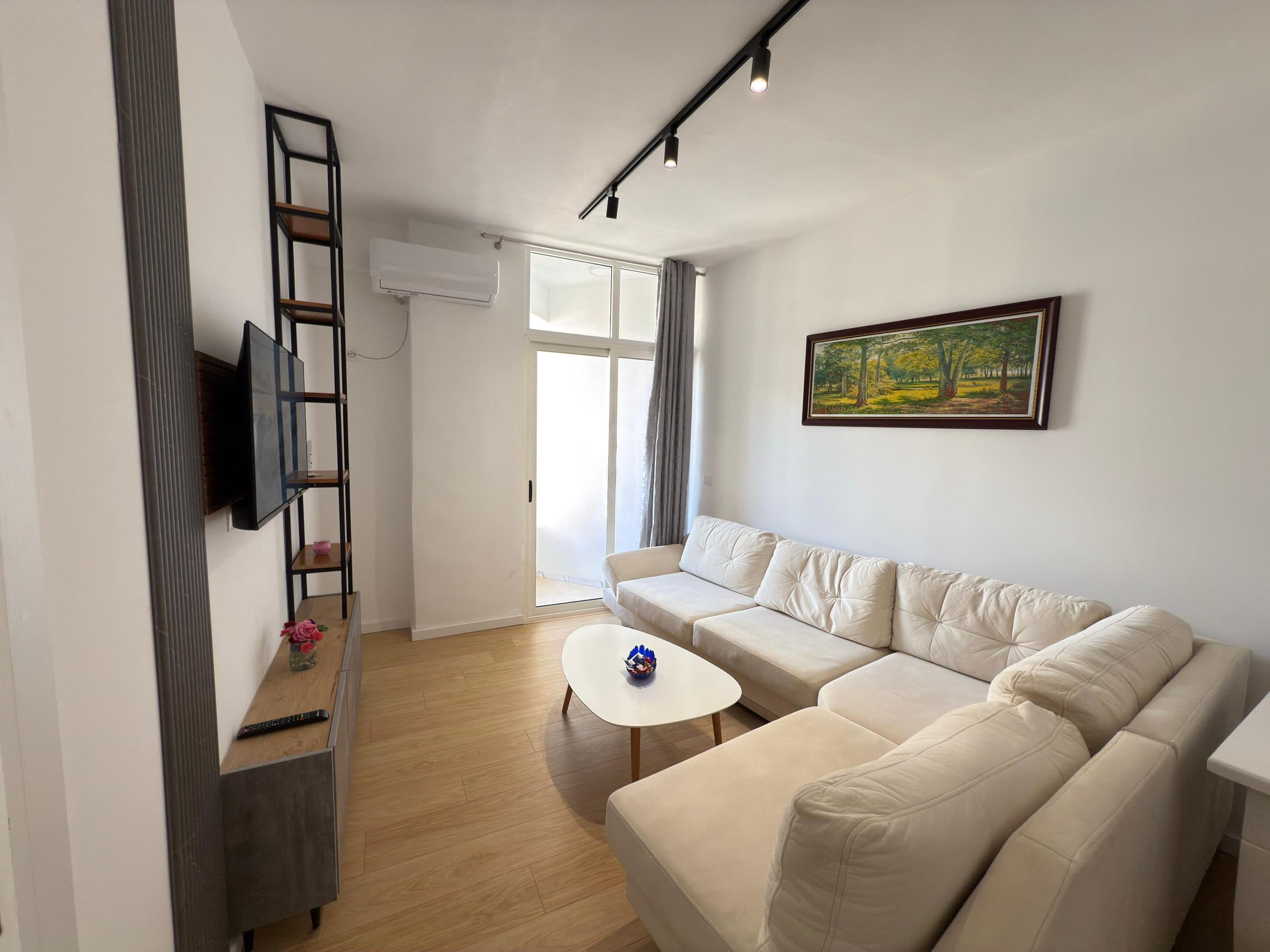 Apartament 1+1 me Qira në Astir, Tiranë - 420€ | 55 m² 2