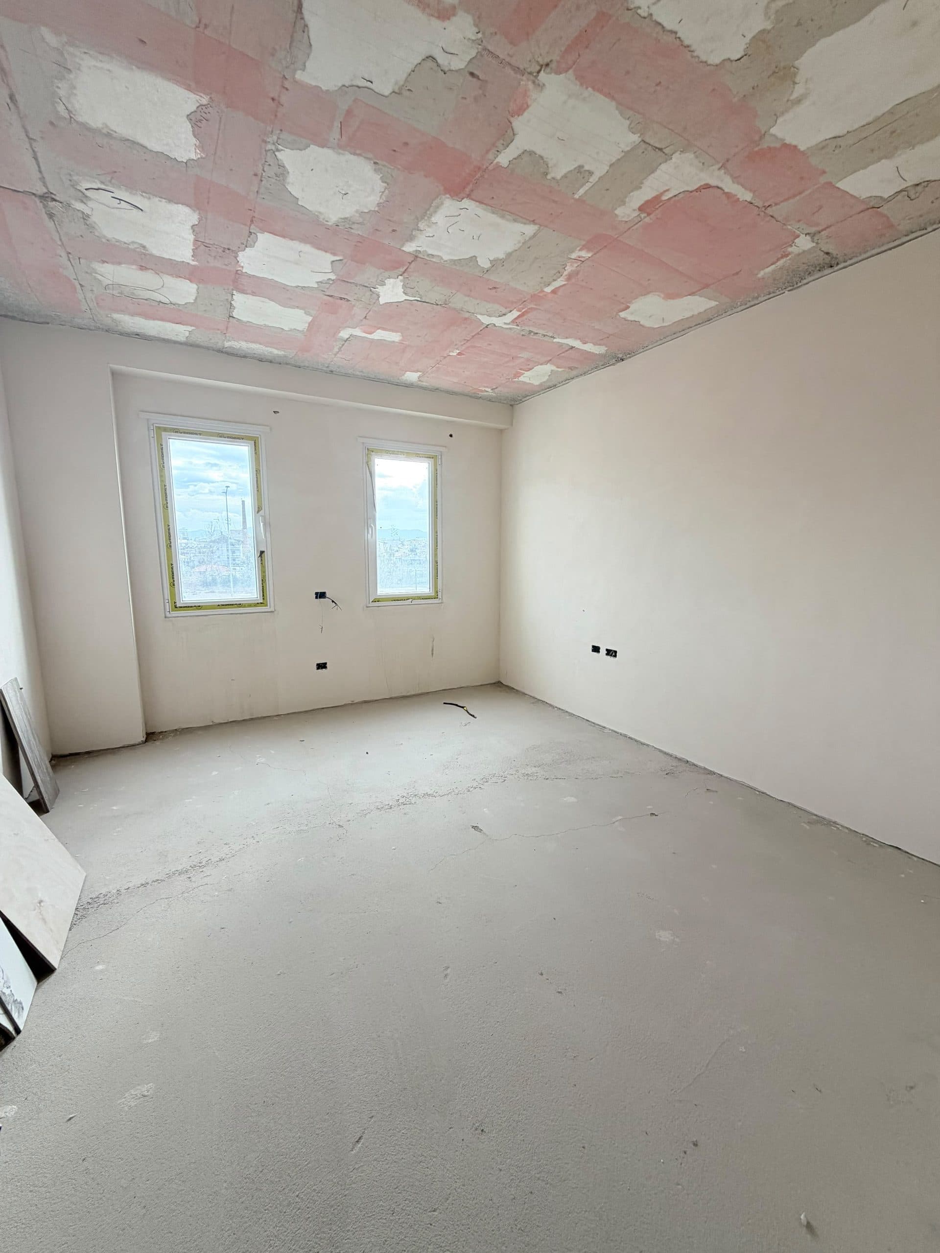 Ambient Komercial MULTIFUNKSIONAL Me Qira në Paskuqan, Tiranë - 500.000All | 537 m² 2