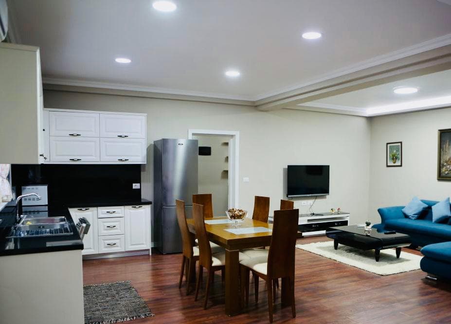 Apartament 3+1+2 Me Qira në Rruga e Kosovarëve, Tiranë - 800€ | 130 m² 4