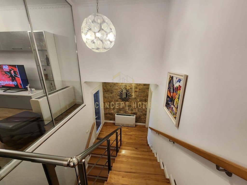 🏡 Vilë moderne me qira në Long Hill Residence, Lundër 4