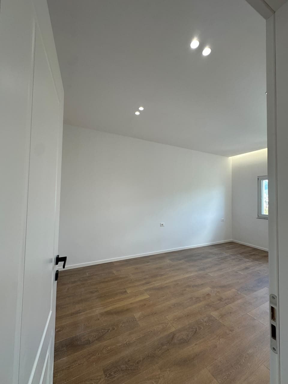Apartament 1+1 Për Shitje në Brryl, Tiranë - 137000 milion | 61 m² 3