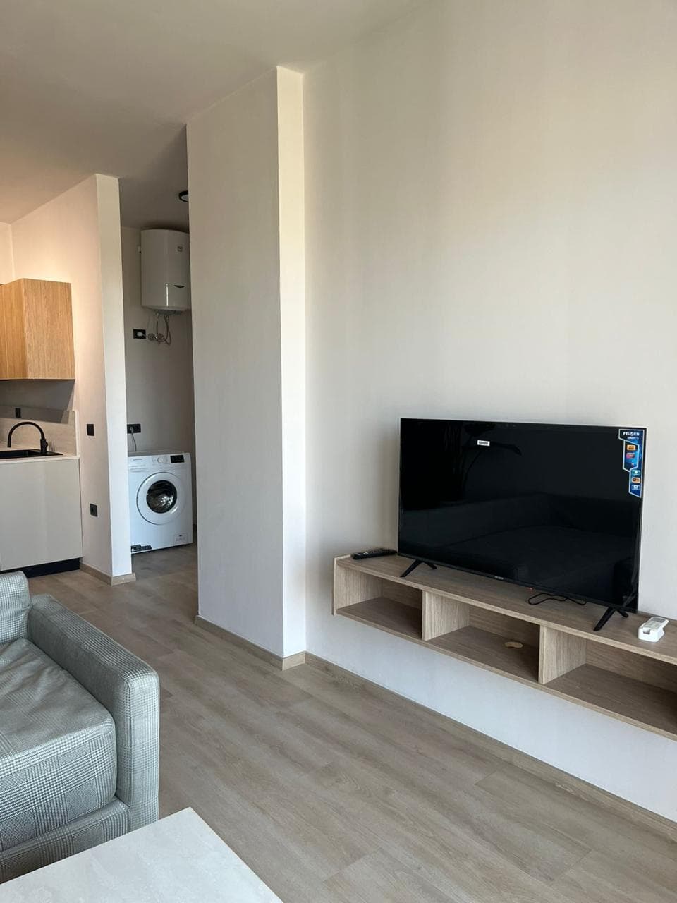 Shitet apartament 1+1 ne Vlore (Emera Residence) 2