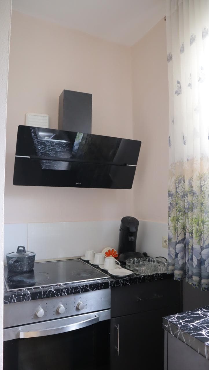 Jepet apartament me qera 2+1 tek Selvia 3