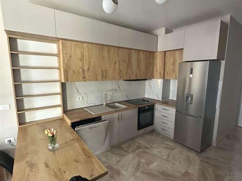 Jepet me qera apartamenti 1+1 Tregu Elektrik ne Ali dem 3