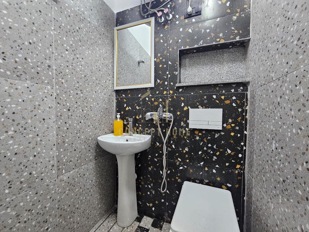 Garsoniere Me Qira në Rruga 5 Maji, Tiranë - 350€ | 30 m²
