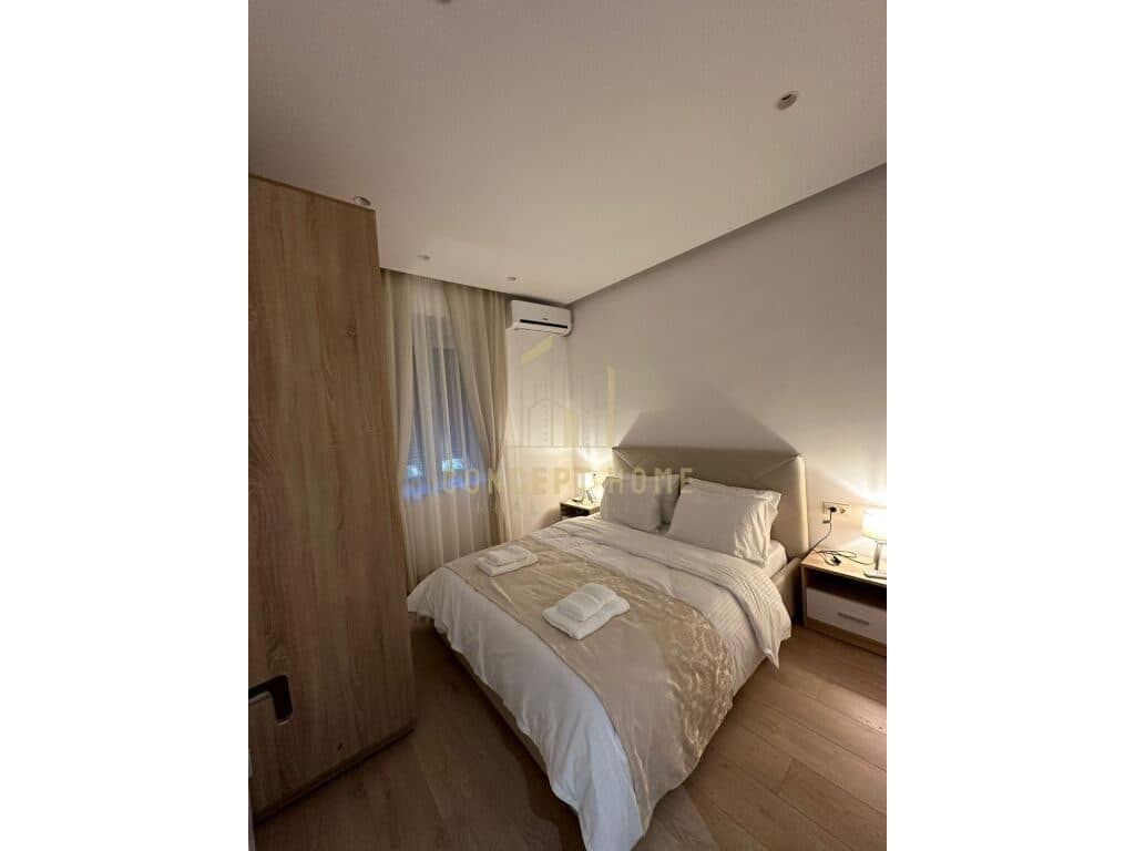 Jepet Apartament 1+1 me qera te Blloku