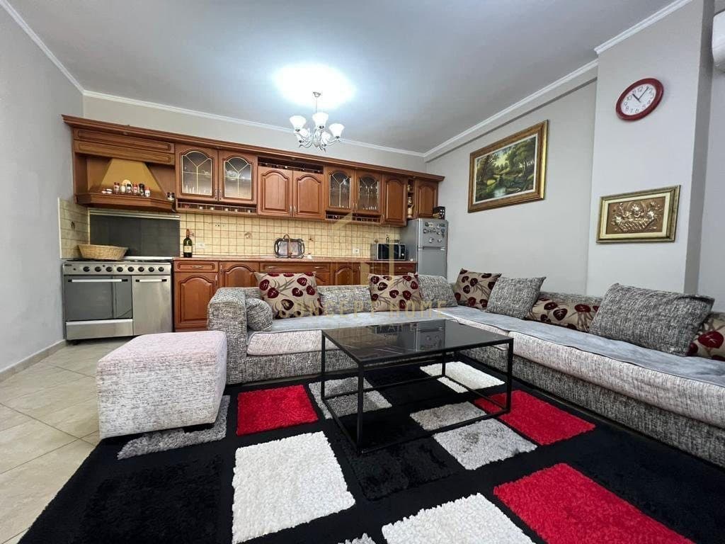 Apartament 2+1 me qira tek Myslym Shyri, Tiranë - 600€ | 82 m² 2
