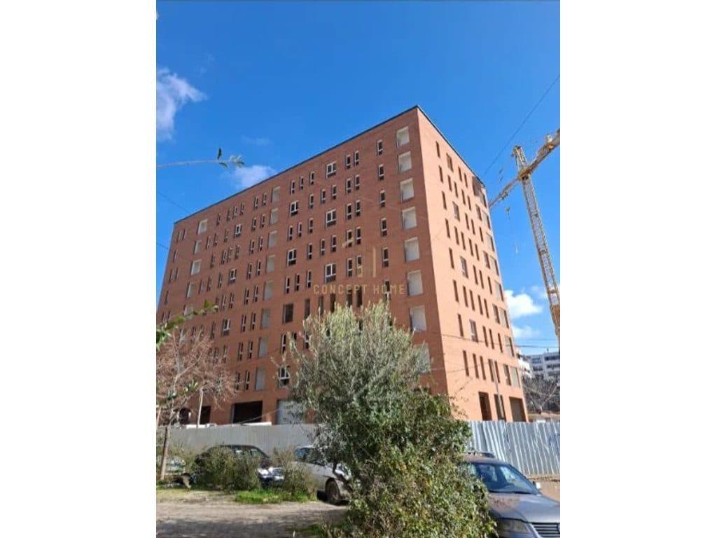 Shitet Apartament 2+1 ne Astir. 2