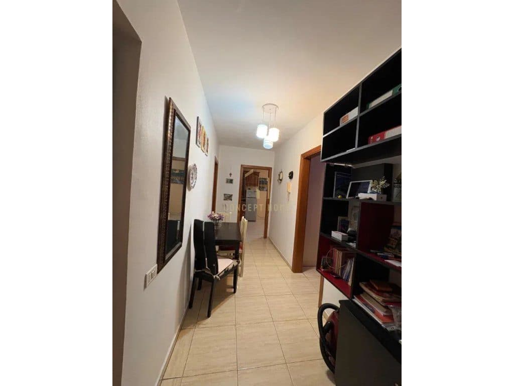Jepet me qera apartament 1+1 ne 2