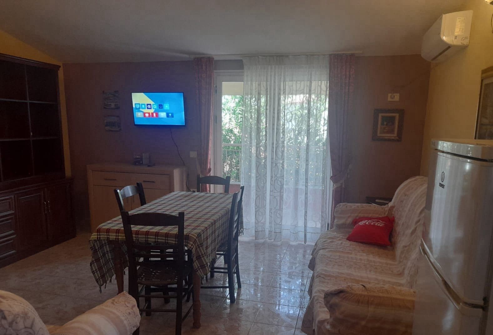 Jepet me qera Apartament 2+1 Te Kristal Center 2