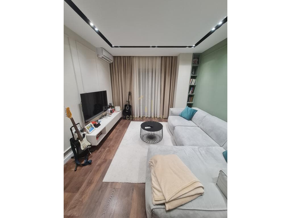 Jepet me qira apartament 1+1 në Yzberisht 3