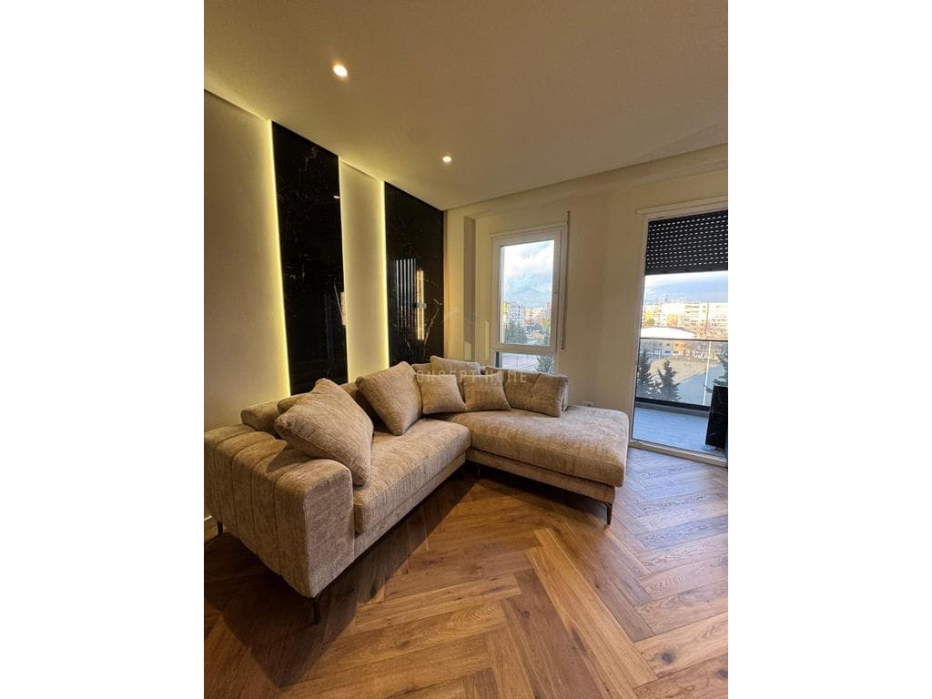 Jepet me qera apartament 2+1+Parkim ne Don Boko
