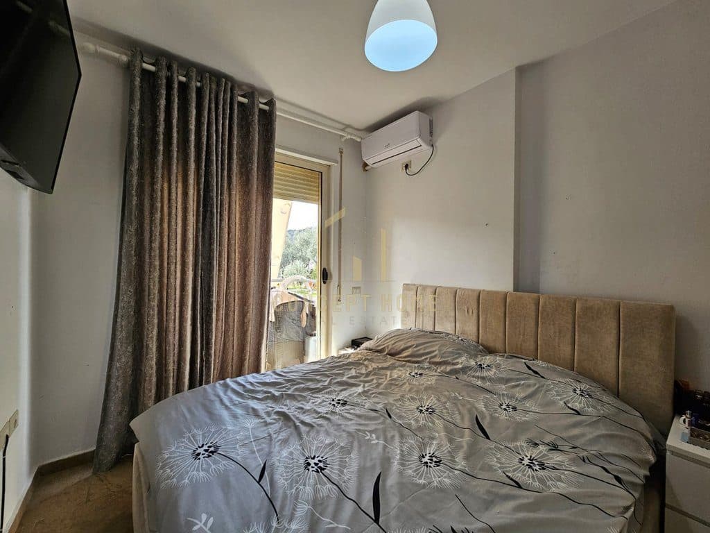 Jepet me qera apartament 1+1 Tek Liqeni i Thate 4