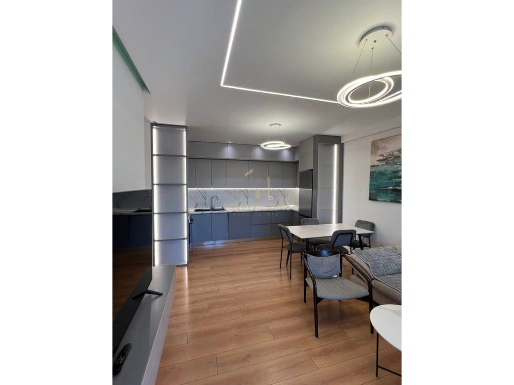 Jepet me qera apartament 2+1+2+🅿️ ne 5 2