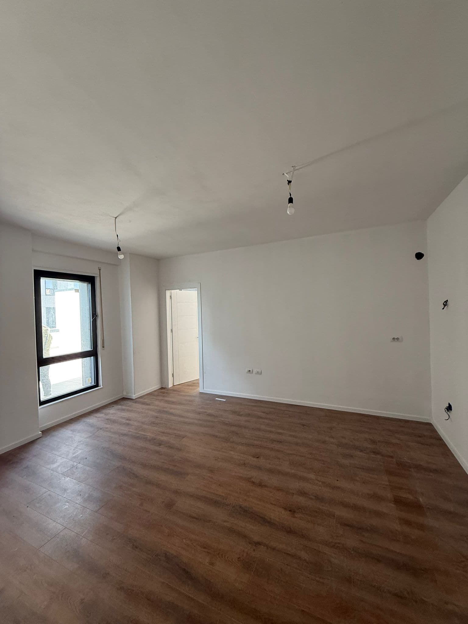 Shitet apartament 1+1 ne Porcelan 3
