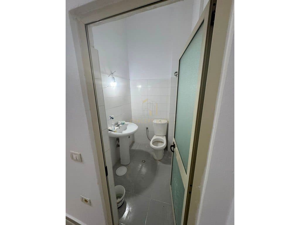 Shitet apartament 2+1 ne Fresk /Cmimi : 76milion leke 4
