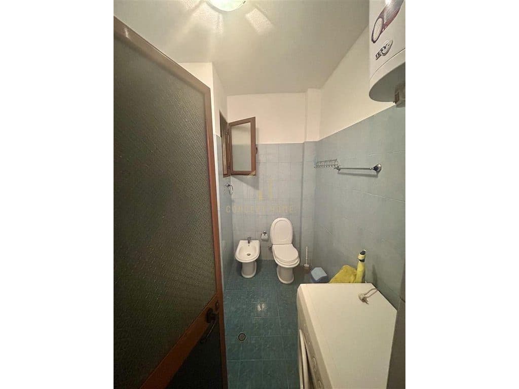 Shitet apartament 1+1 ne Yzberisht 4