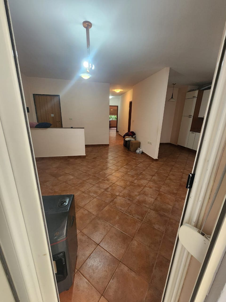 Shitet Apartament 3+1+2 Komuna Parisit 3