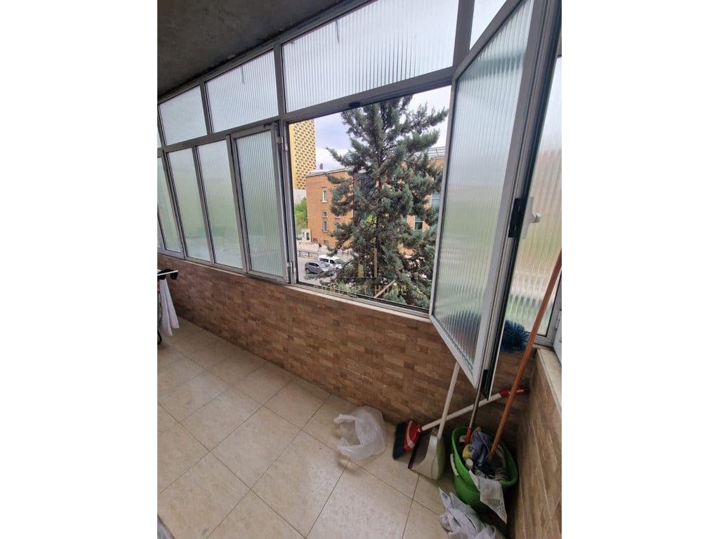 Jepet me qera apartament 3+1+2 tek Sheshi Skenderbej, Qender, 130 m2 3