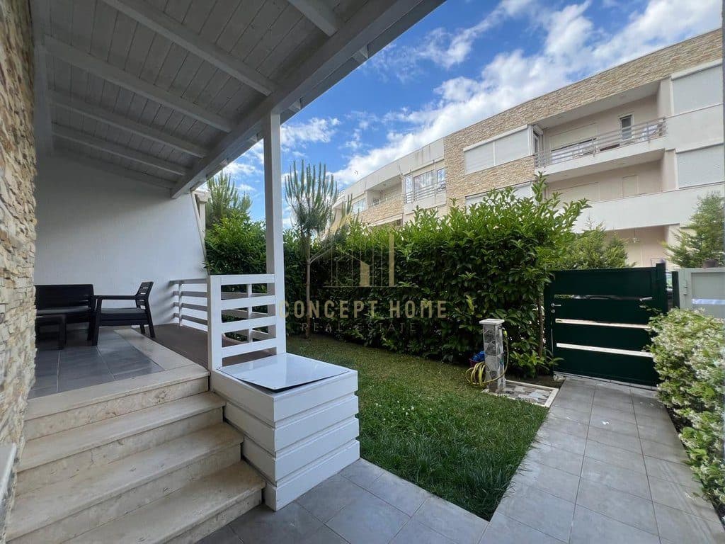Shitet apartament 2+1 tek 2
