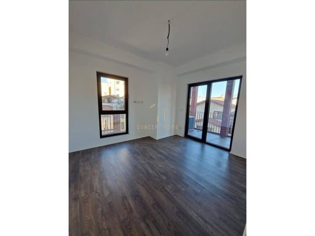 Jepet me qera Apartament 2+1 tek Rruga e Kavajes 4