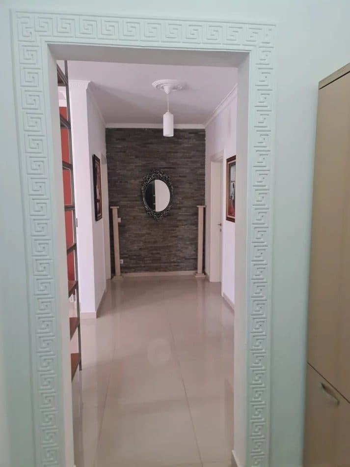 Jepet me qera Apartament 2+1+2 tek Kopshti Botanik 2