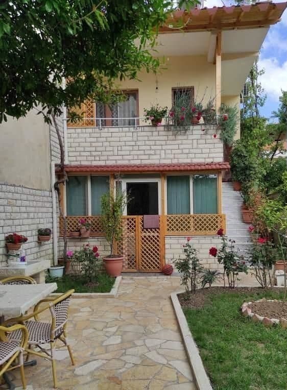 Shtëpi 3+3 Në Shitje në Qyteti Studenti, Tirana - 200,000€ | 153 m² 2
