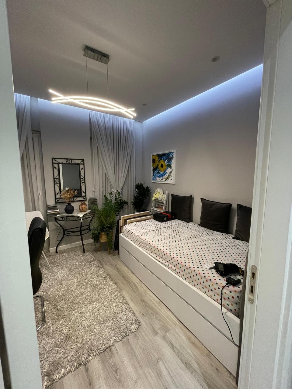 Shitet apartament 3+1+2 ne Kinostudio 3