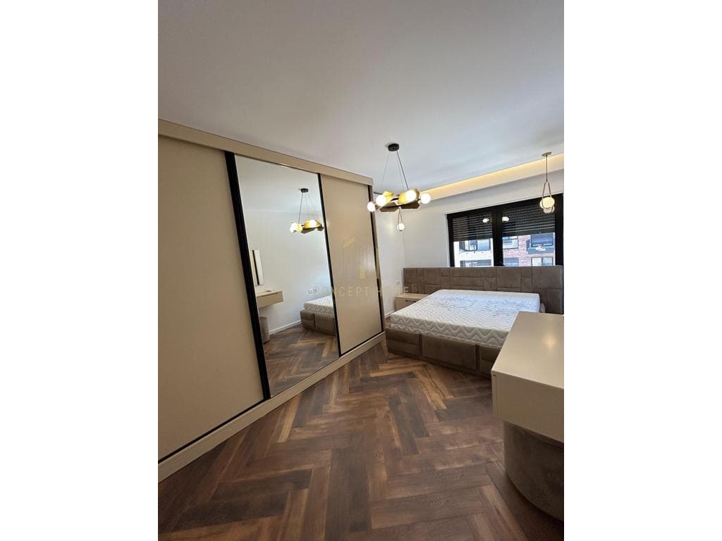 Shitet apartament 2+1+2 tek Kodra e Diellit 2 4