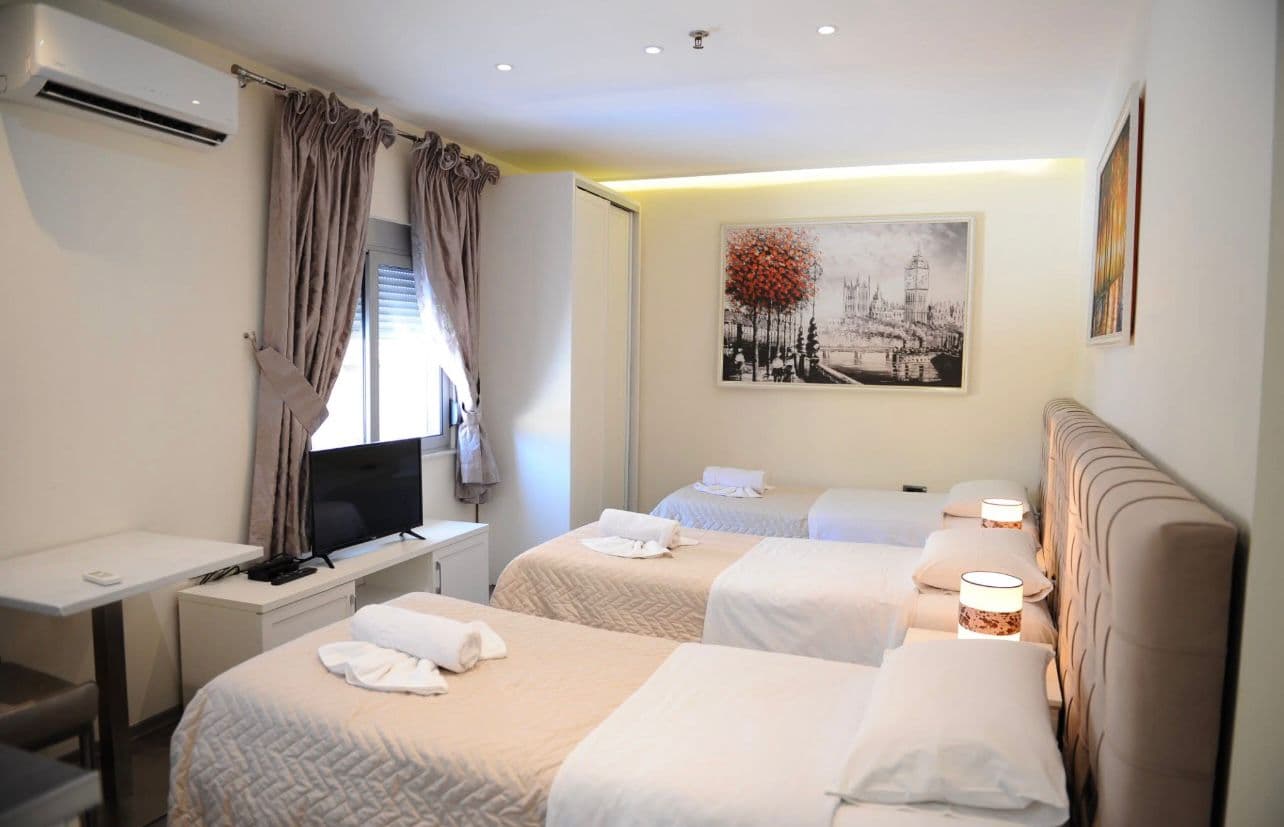 Shitet Hotel ne qender te Tiranes 2