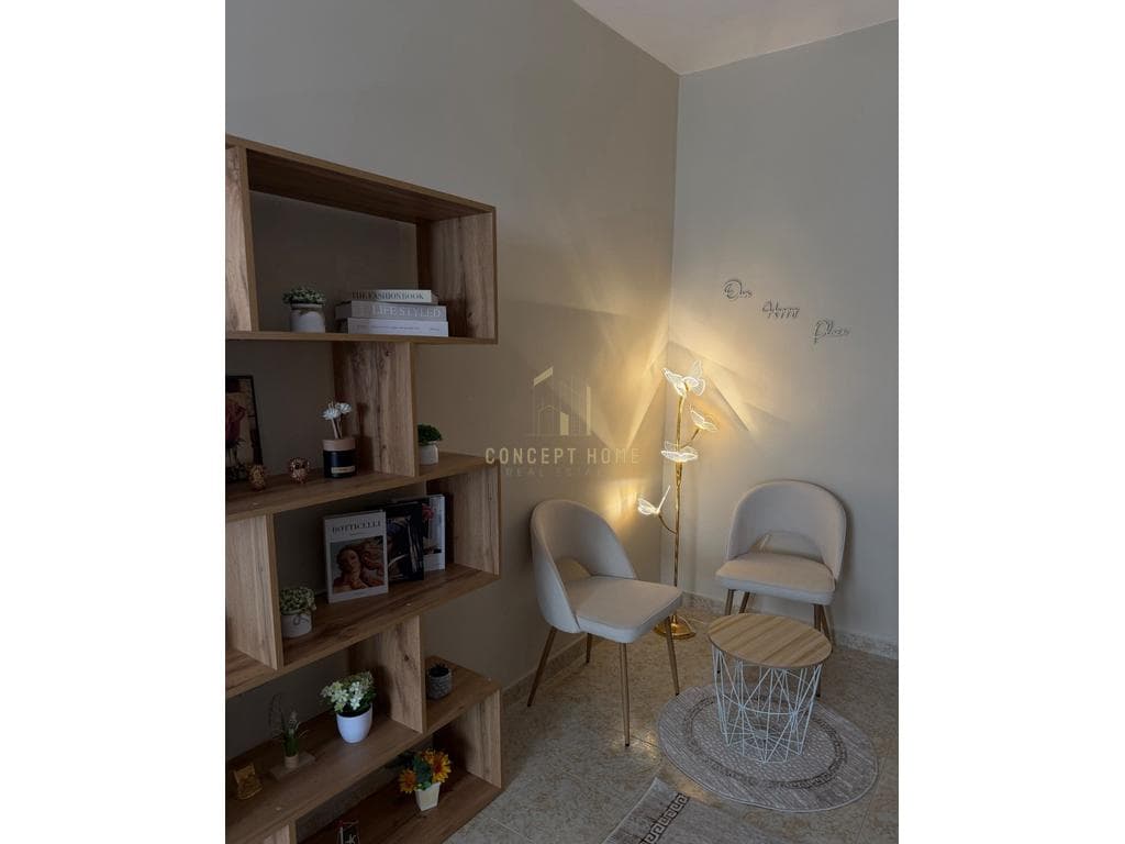 Jepet me qera apartament 1+1 tek rruga Elbasanit 3