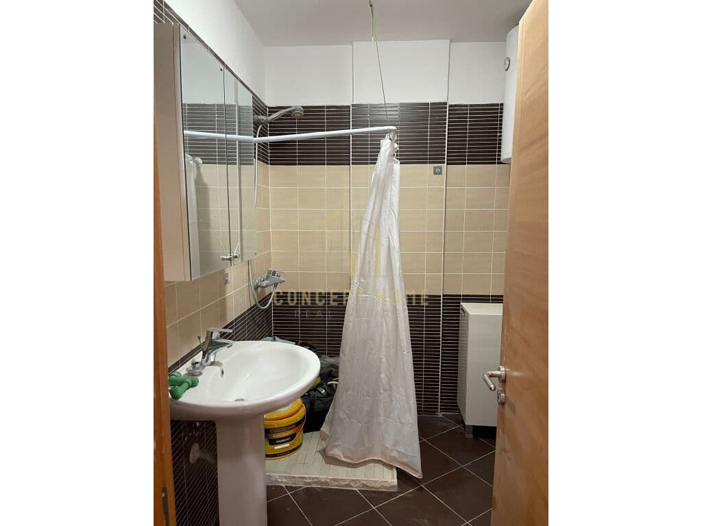 Shitet apartament 1+1 Ne Fresk/68.000 3