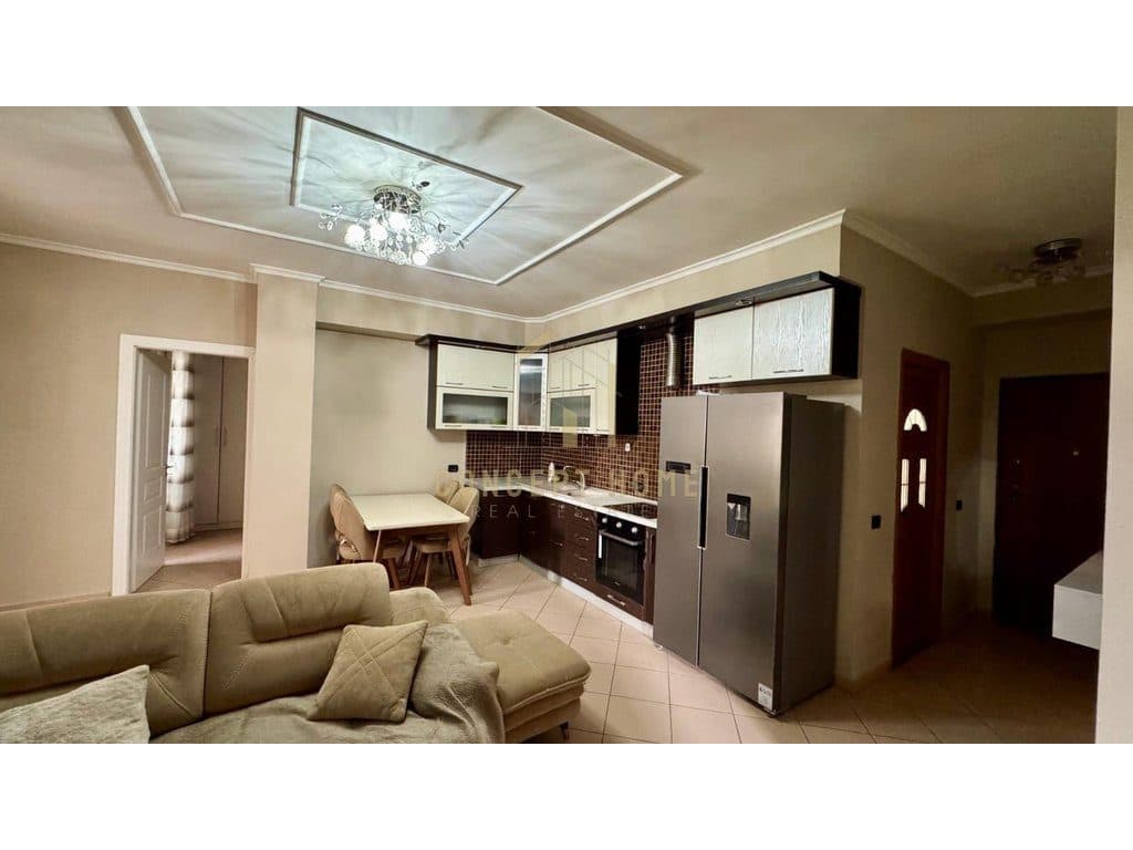 Jepet me qera apartament 2+1 tek 2