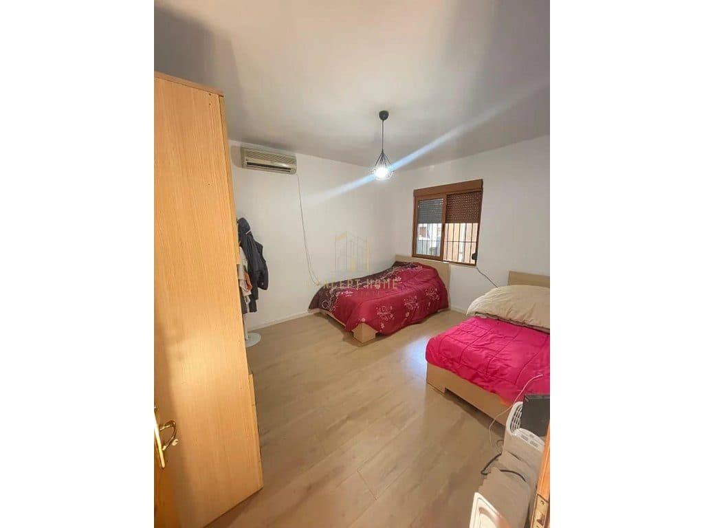 Jepet me qera Apartamenti 2+1 ne 2