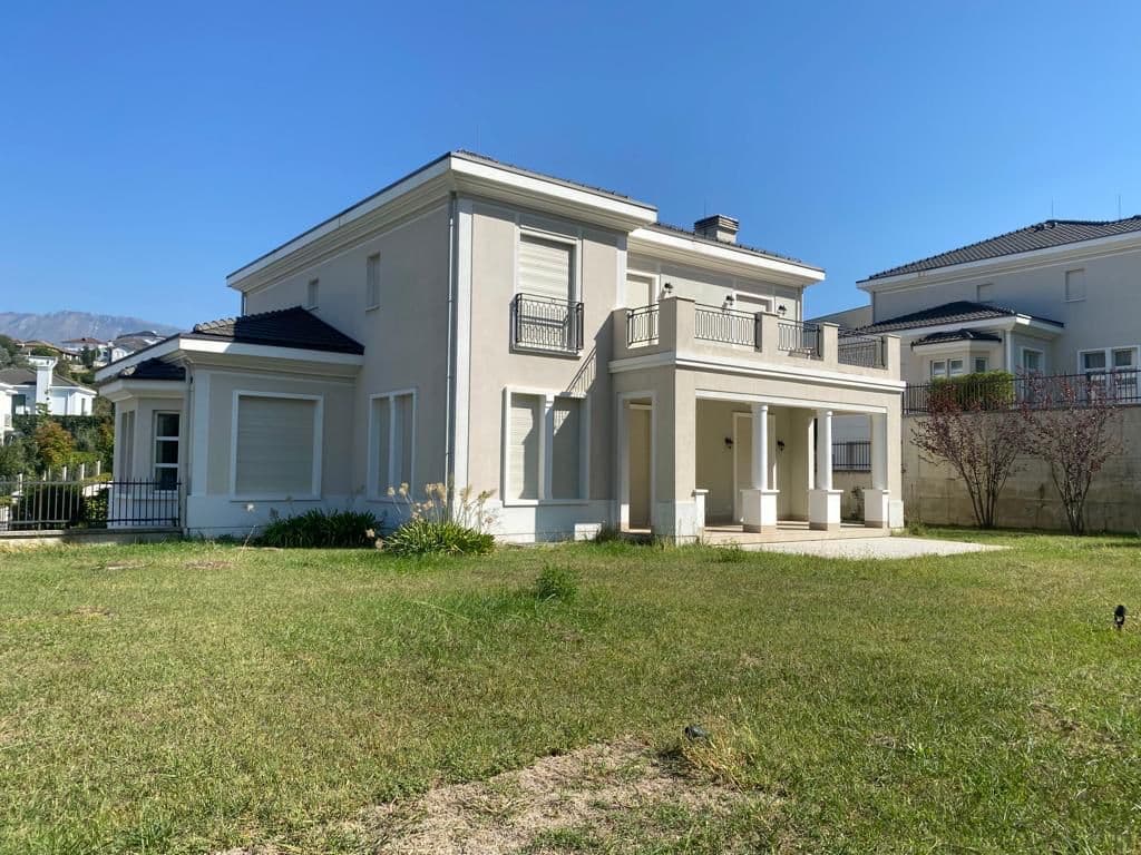 Vile me Qira tek Rolling Hills 1 , Tiranë - 5000€ | 598 m²