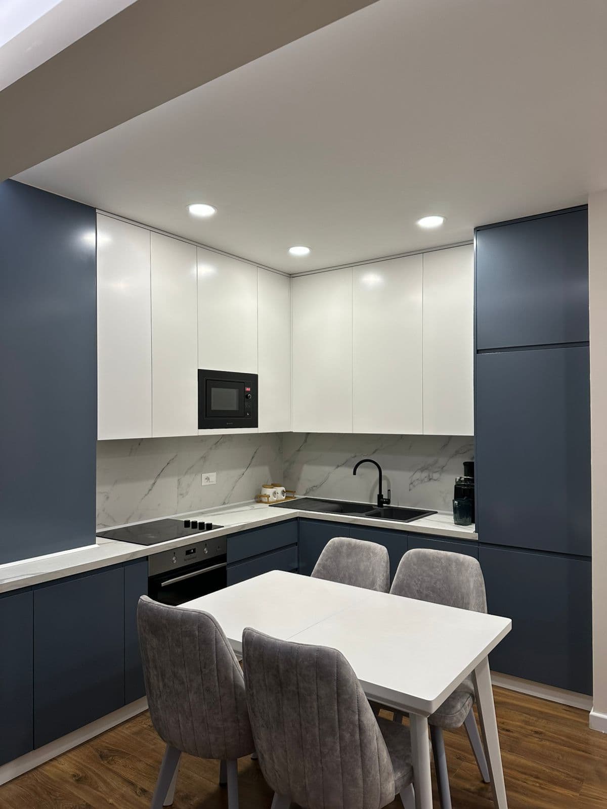 Apartament 2+1+P Për Shitje në Brryli, Tiranë - 210000€ | 93 m² 3