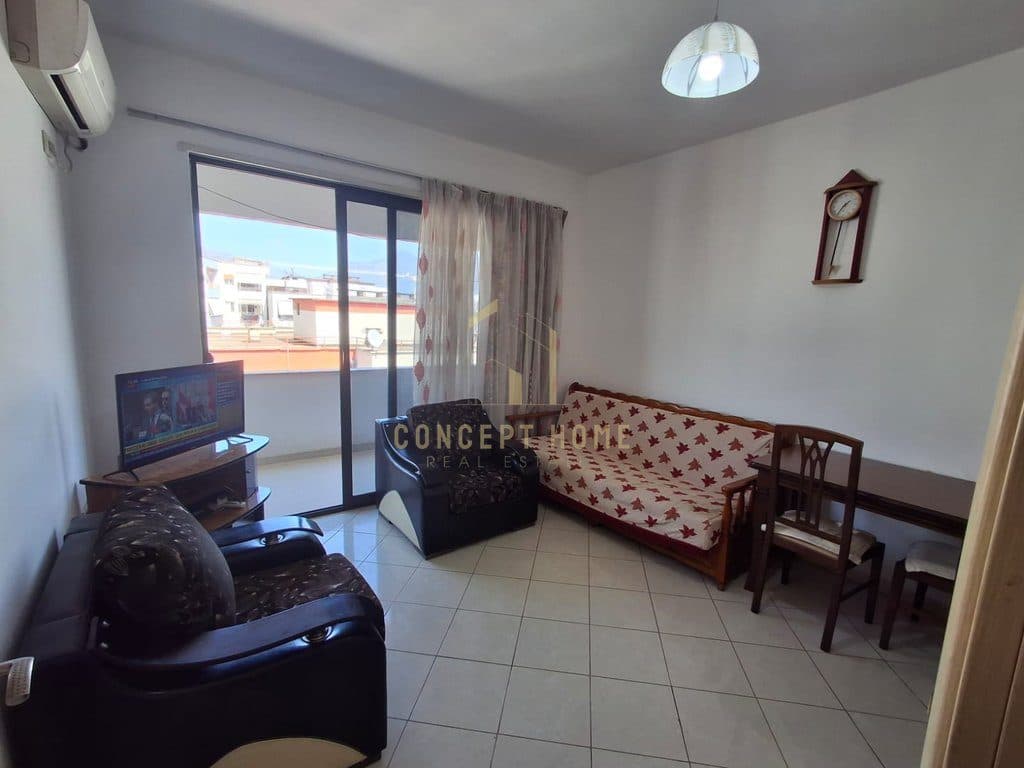 Jepet me qera Apartament 1+1 ne Astir 3