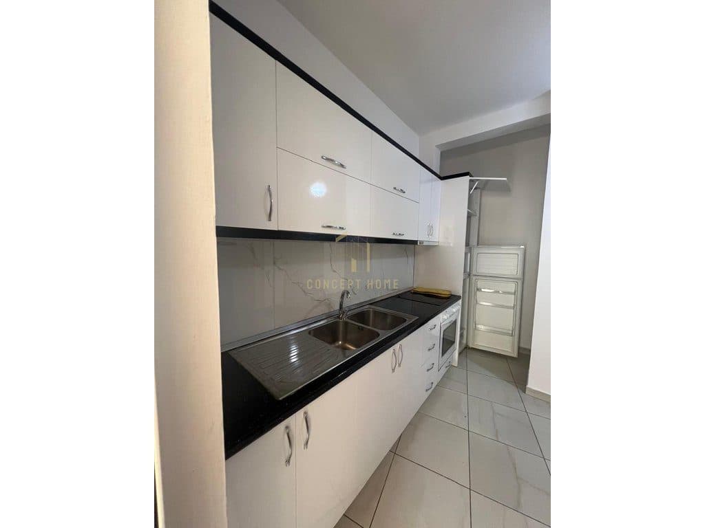Jepet me qera Apartament 1+1 ne Astir. 4