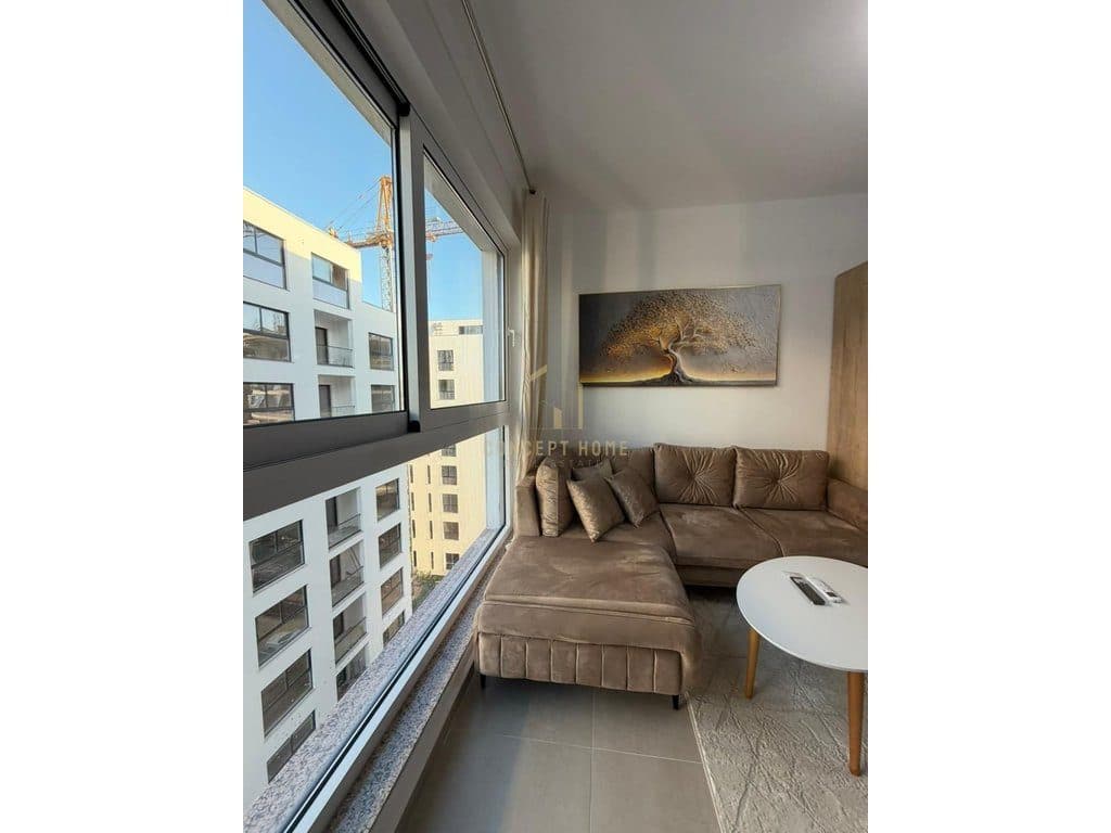 Shitet Apartament 1+1 ne Golem.