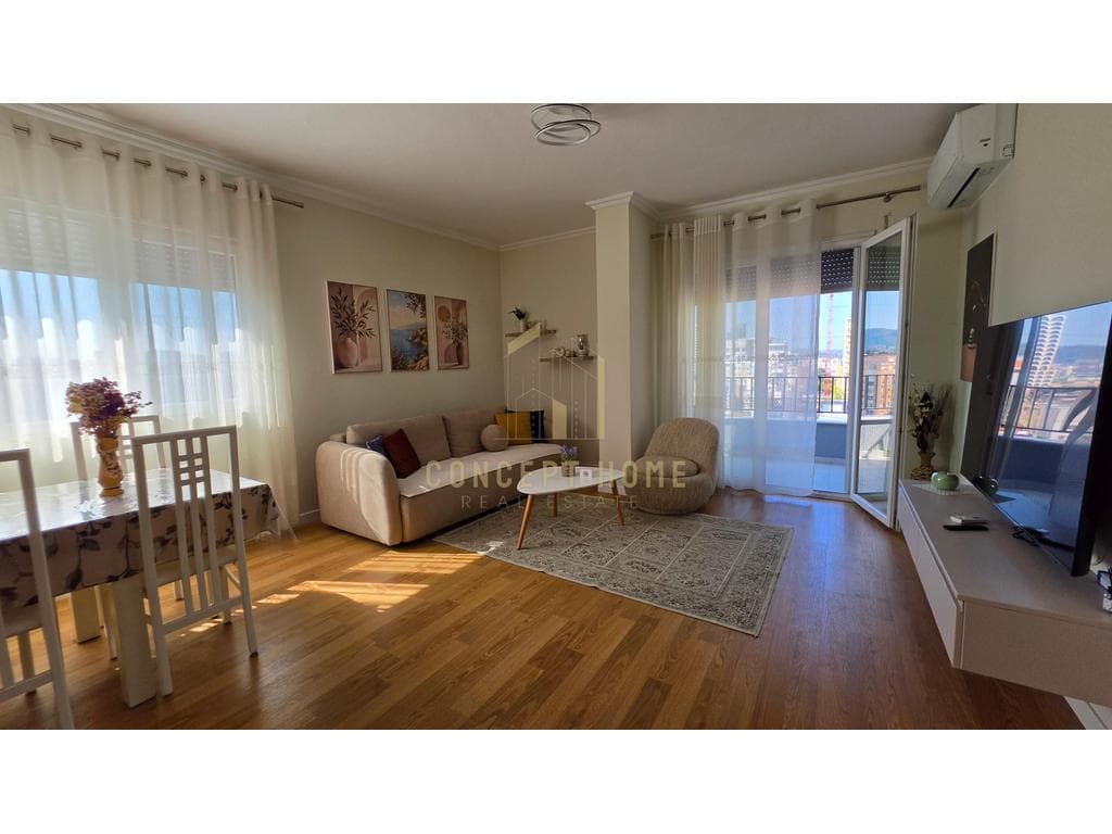 Jepet me qera Apartament 2+1 tek Pazari i Ri