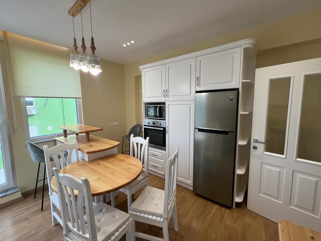 Jepet me qira Apartament 2+1+2 +Kuzhine , Bllok