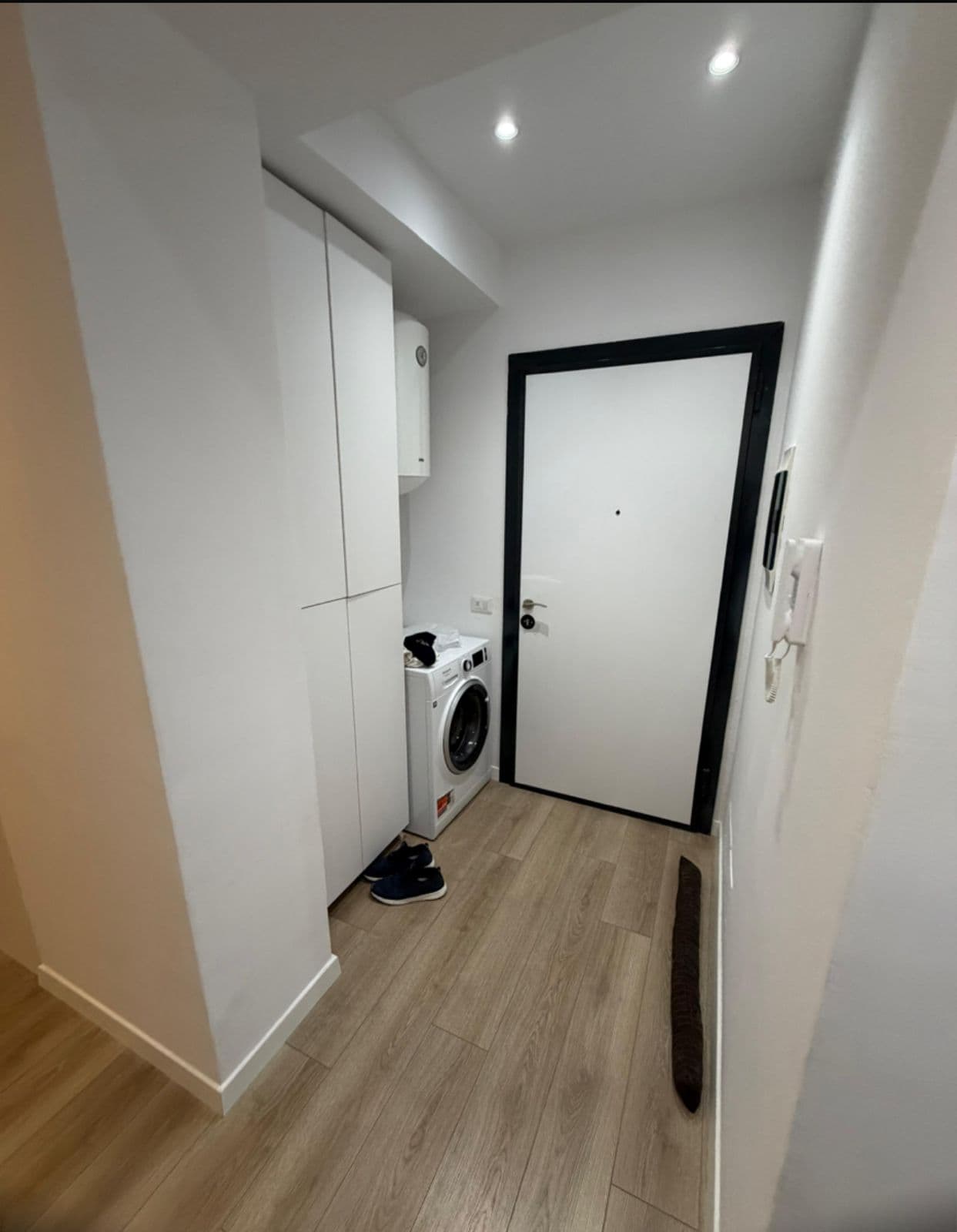 Jepet me qera Apartamenti 2+1 tek Kodra e Diellit 2 4
