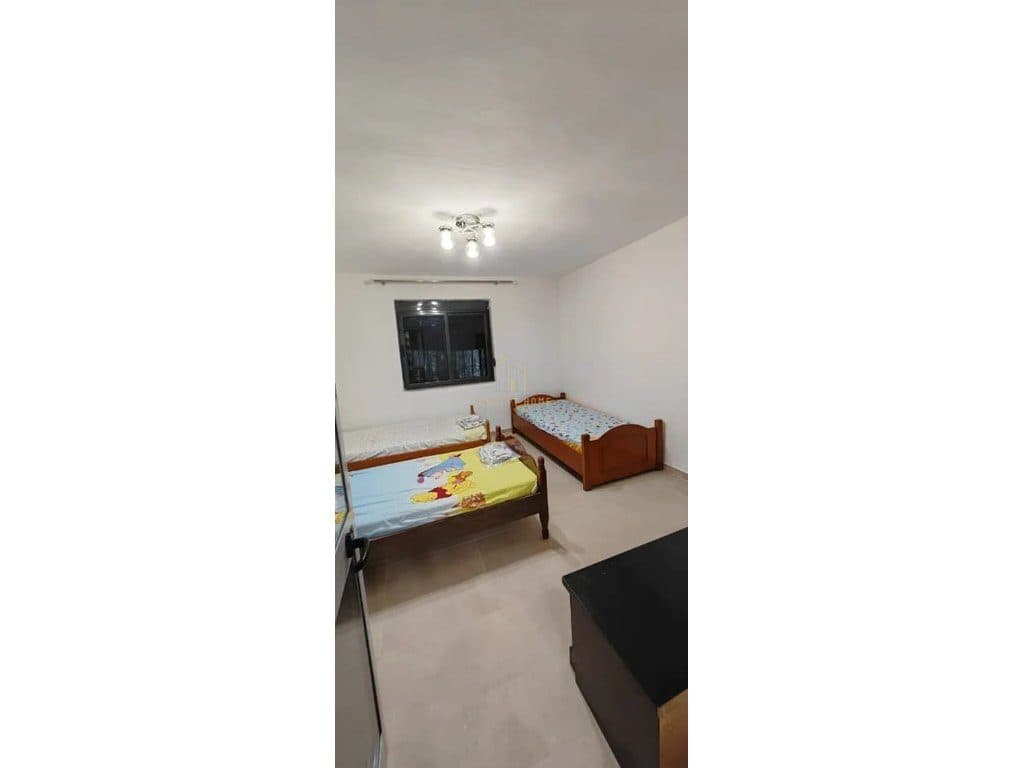 Jepet me qera apartament 3+1 ne Selite 3